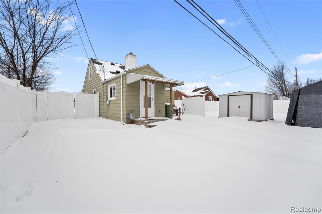 15223 Allen Road Southgate, MI 48195 - Photo 17 of 24 Gallery Image 17