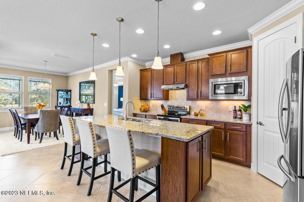 280 Winding Path Drive Ponte Vedra, FL 32081 - Photo 11 of 94 Kitchen and Dining Room