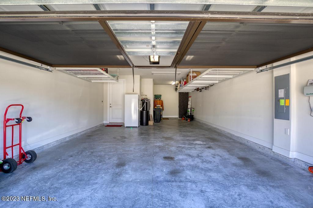 280 Winding Path Drive Ponte Vedra, FL 32081 - Photo 31 of 94 2 Car Garage with Room for a Golf Cart!