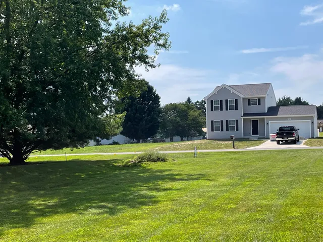 $19,900 | 924 Richard Avenue, Watervliet, MI 49098