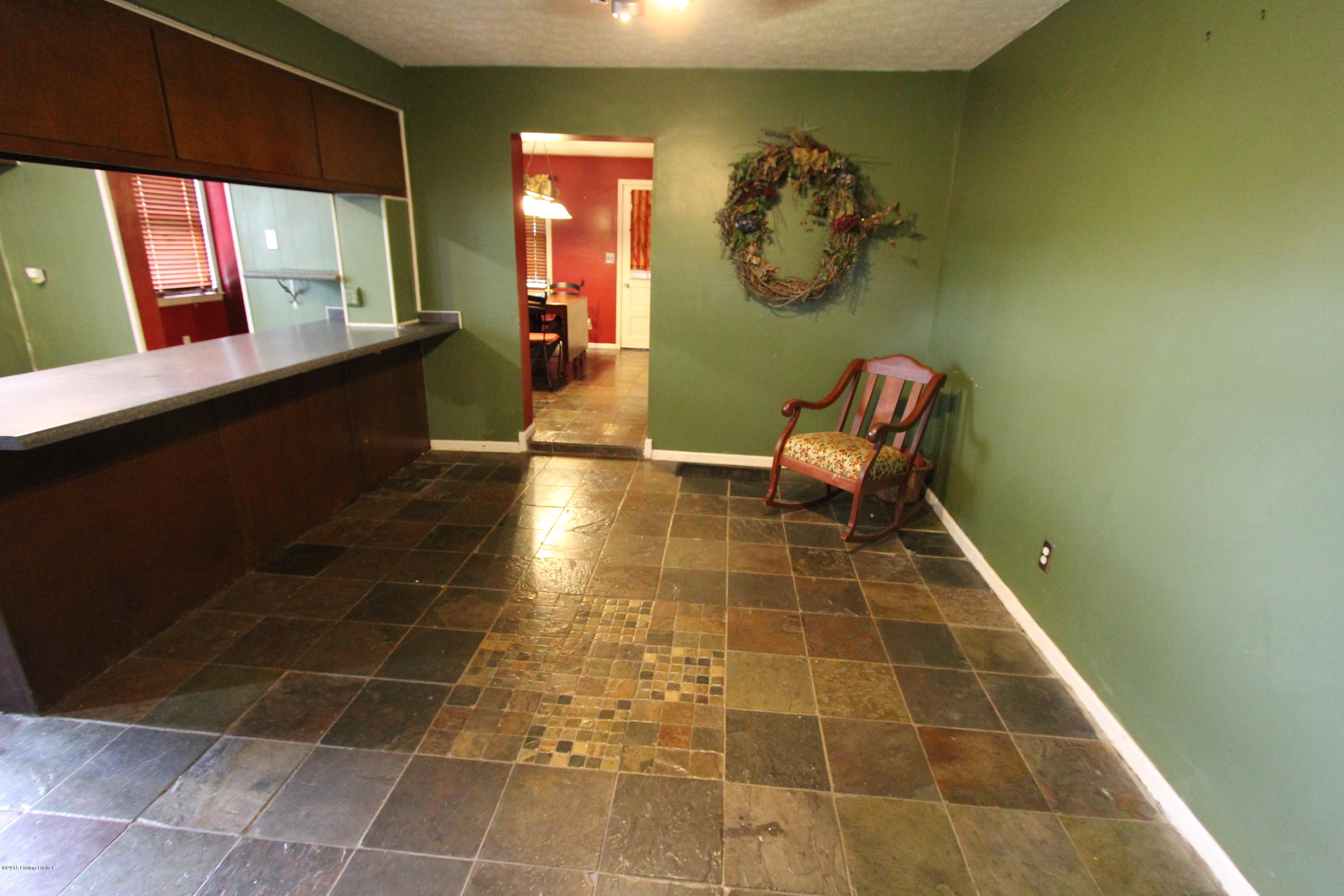 1000 Avenstoke Road Waddy, KY 40076 - Photo 4 of 16 IMG_0400
