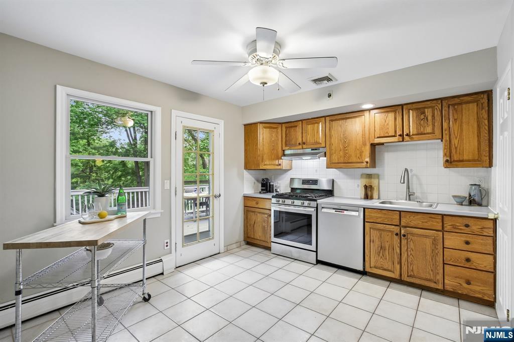 32 Addison Place Ramsey, NJ 07446 - Photo 10 of 31
