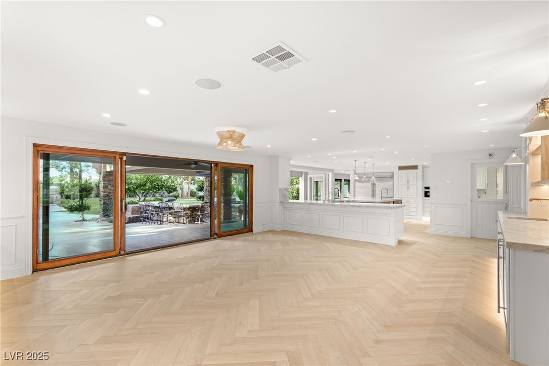 105 Quail Run Road Henderson, NV 89014 - Photo 7 of 88 Gallery Image 7