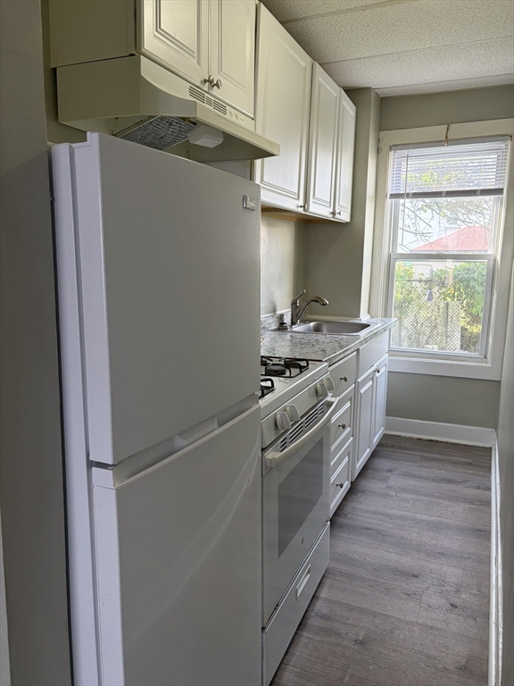 23 Brow Street, Unit 1W Fall River, MA 02721 - Photo 3 of 8