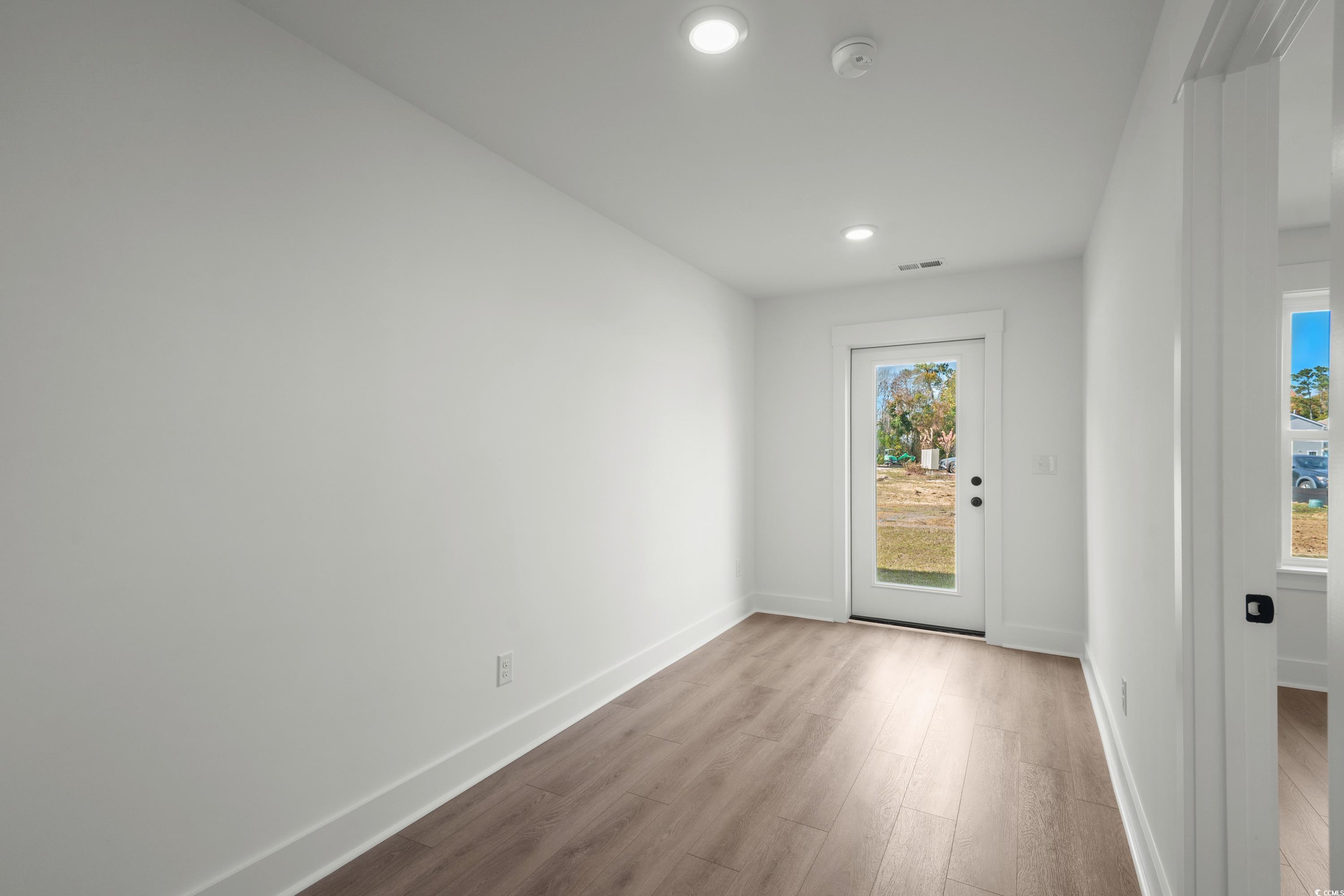 4414 Kingsport Road, Unit 1501 Little River, SC 29566 - Photo 18 of 30 Flex space first level