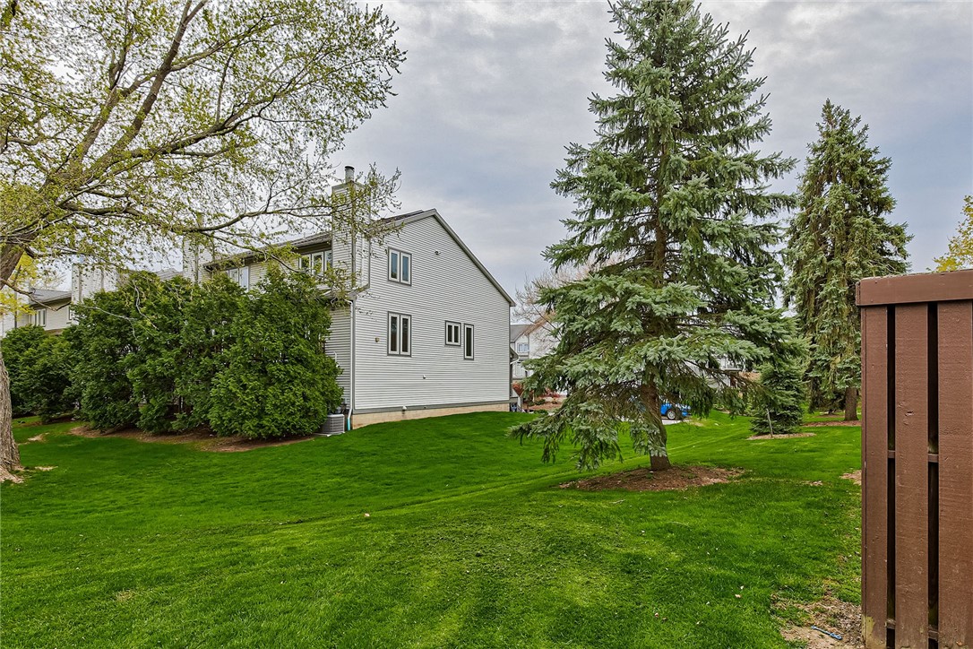 79 Wintergreen Way Rochester, NY 14618 - Photo 2 of 42