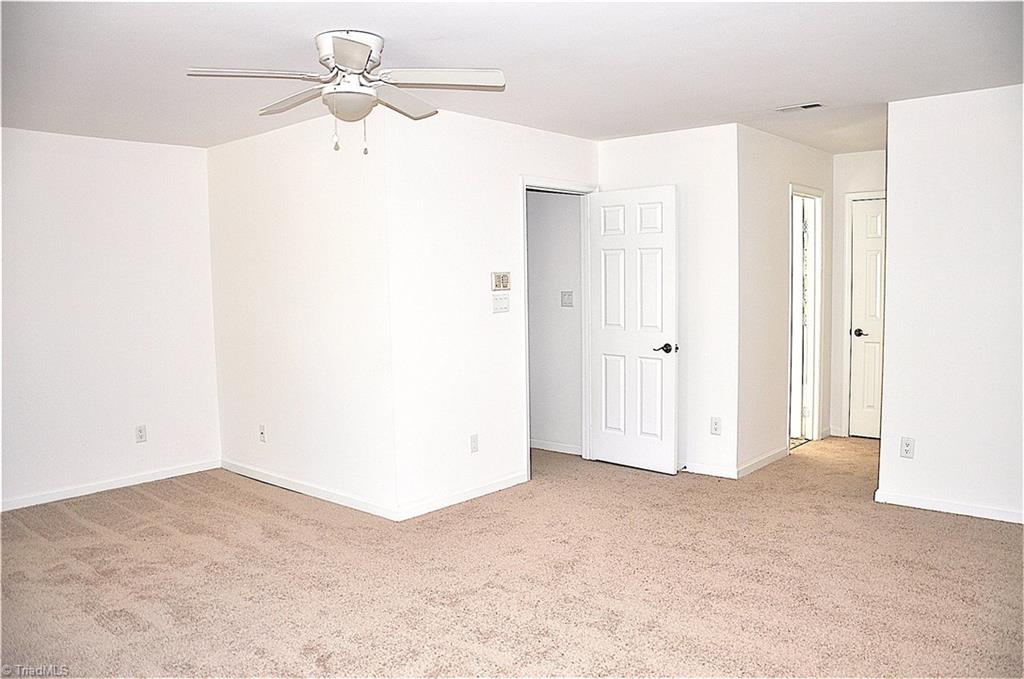 2815 Pickering Road Greensboro, NC 27407 - Photo 17 of 20 Gallery Image 17