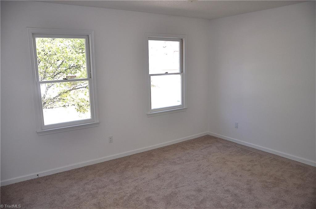 2815 Pickering Road Greensboro, NC 27407 - Photo 19 of 20 Gallery Image 19