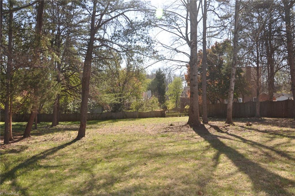 2815 Pickering Road Greensboro, NC 27407 - Photo 5 of 20 Gallery Image 5