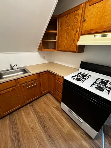 $1,400 | 11 Harmony Street, Unit 3, New Bedford, MA 02744