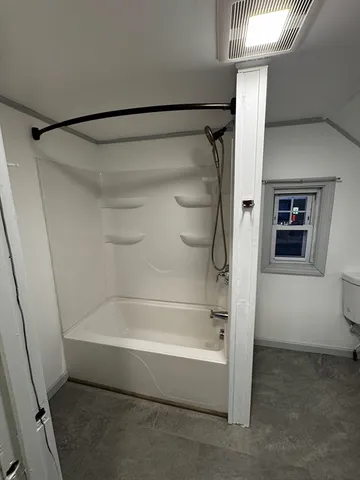 $1,400 | 11 Harmony Street, Unit 3, New Bedford, MA 02744