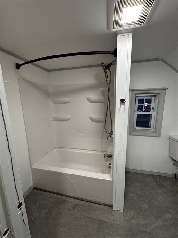 11 Harmony Street, Unit 3 New Bedford, MA 02744 - Photo 5 of 10