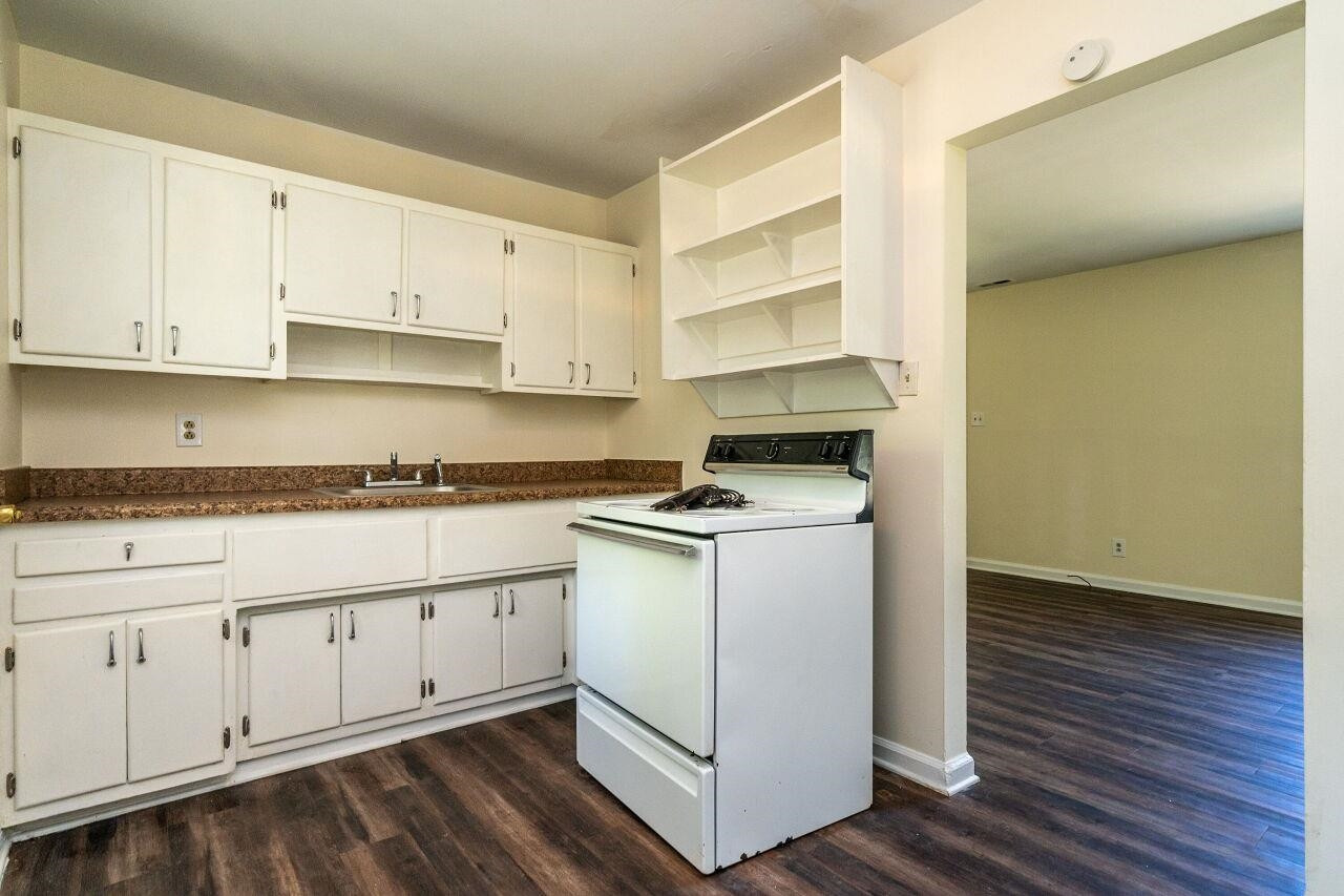 2314 Kennington Road Raleigh, NC 27610 - Photo 8 of 15 Photo 10