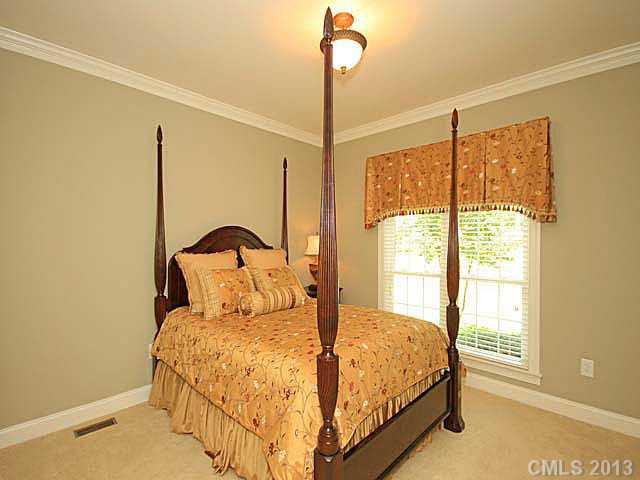 8100 Windsong Road Denver, NC 28037 - Photo 15 of 16 Gallery Image 15
