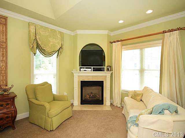 8100 Windsong Road Denver, NC 28037 - Photo 9 of 16 Gallery Image 9