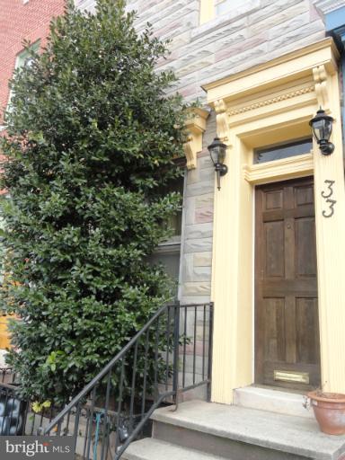 33 South Calhoun Street Baltimore, MD 21223 - Photo 12 of 29 Exterior (Front)