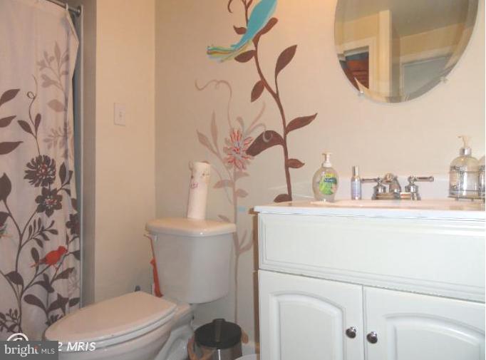 33 South Calhoun Street Baltimore, MD 21223 - Photo 4 of 29 Bath