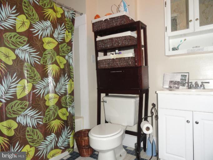 33 South Calhoun Street Baltimore, MD 21223 - Photo 6 of 29 Bath