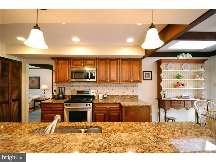 110 White Oak Road Cherry Hill, NJ 08034 - Photo 12 of 25 Kitchen