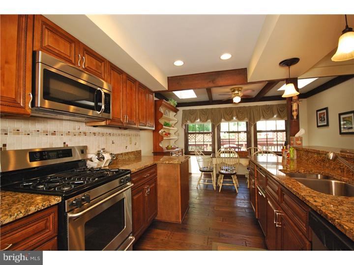 110 White Oak Road Cherry Hill, NJ 08034 - Photo 8 of 25 Kitchen