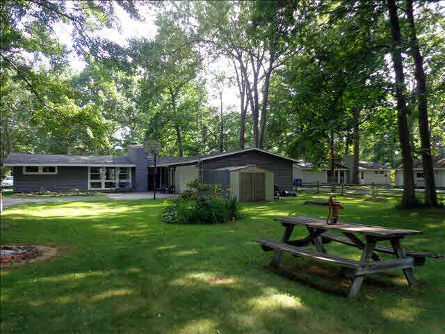 4116 St Anthony Road Temperance, MI 48182 - Photo 2 of 13 20413632-1.JPG