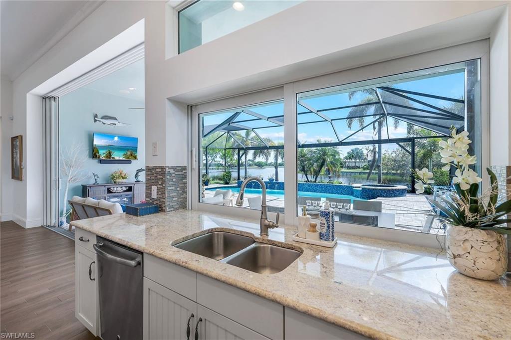 6460 Pembroke Way Naples, FL 34113 - Photo 13 of 43