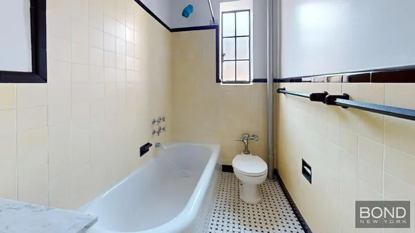 $9,995 | 1 Christopher Street, Unit 6A | West Village