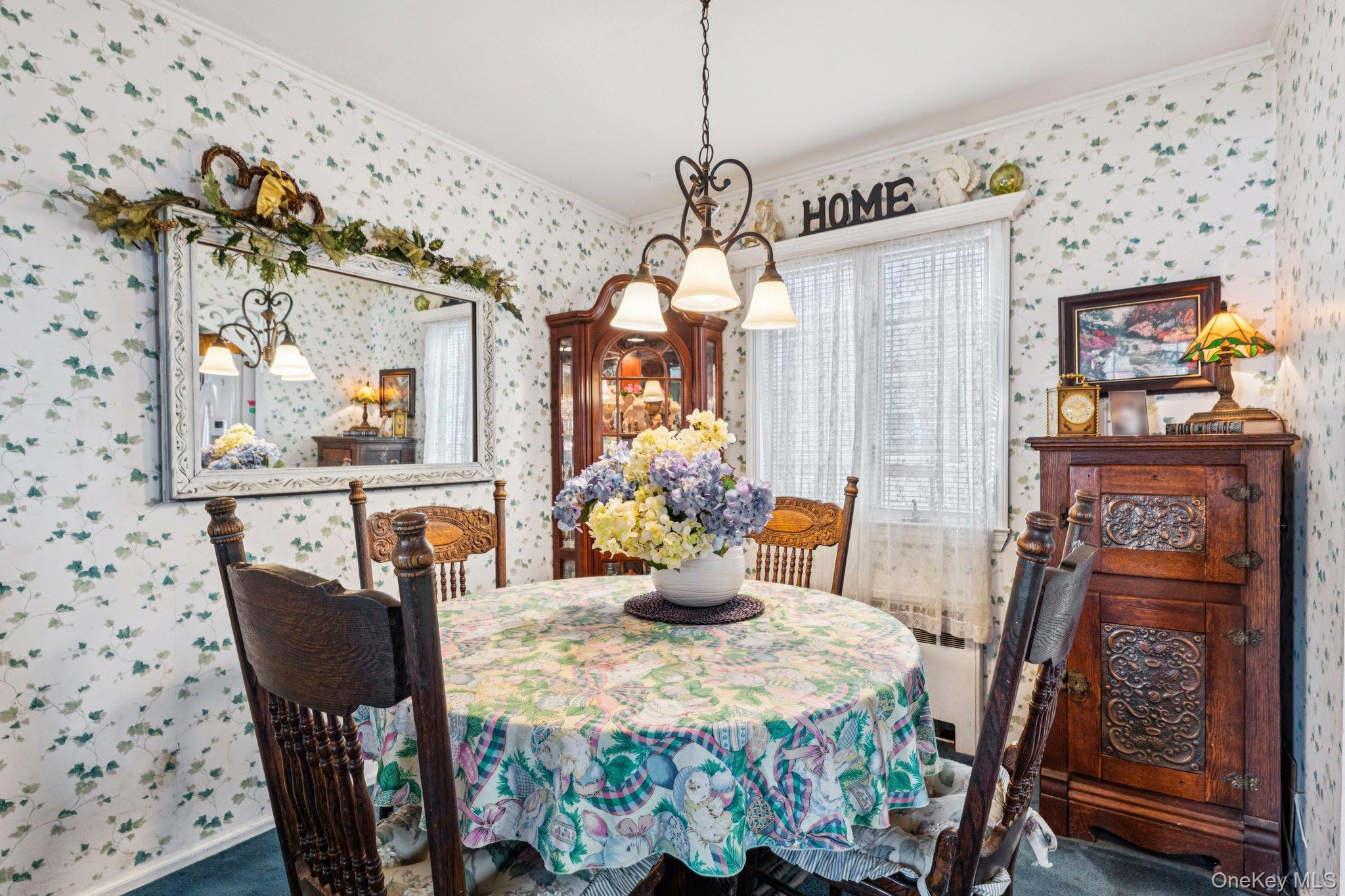 2002 Murray Place Merrick, NY 11566 - Photo 10 of 37