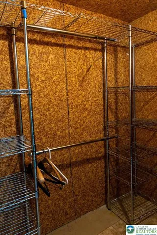 $375,000 | 2486 Evanwood Road, Bath, PA 18014