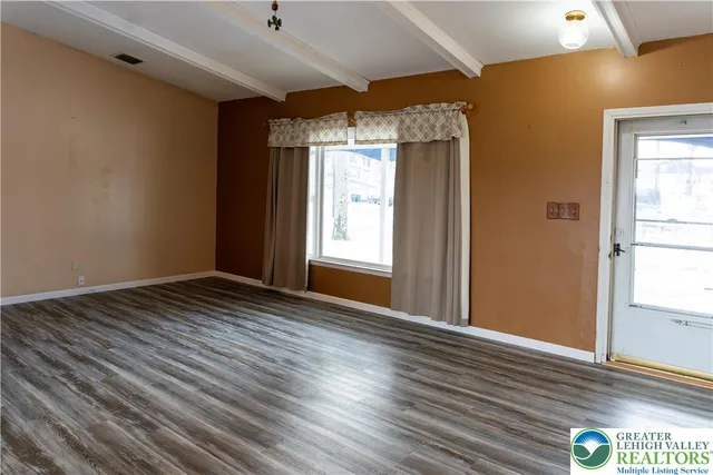 $375,000 | 2486 Evanwood Road, Bath, PA 18014