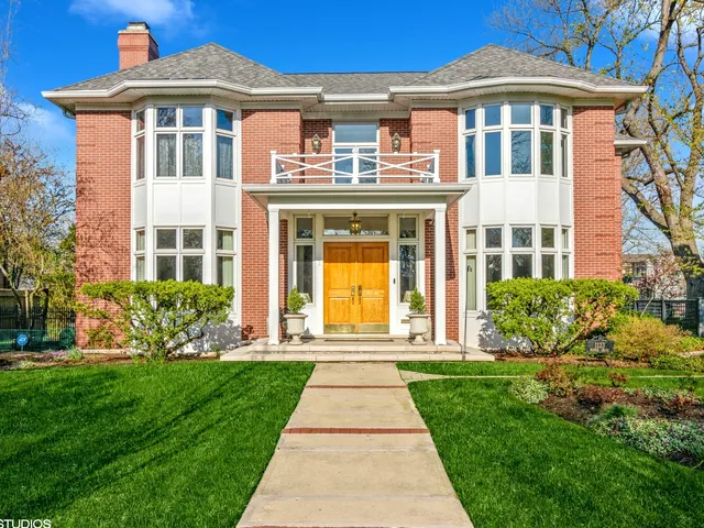 $1,529,000 | 1133 Manor Drive, Wilmette, IL 60091