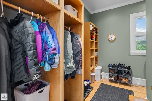 $1,529,000 | 1133 Manor Drive, Wilmette, IL 60091