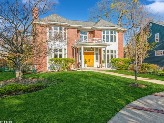 $1,529,000 | 1133 Manor Drive, Wilmette, IL 60091