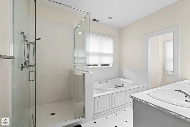 $1,529,000 | 1133 Manor Drive, Wilmette, IL 60091