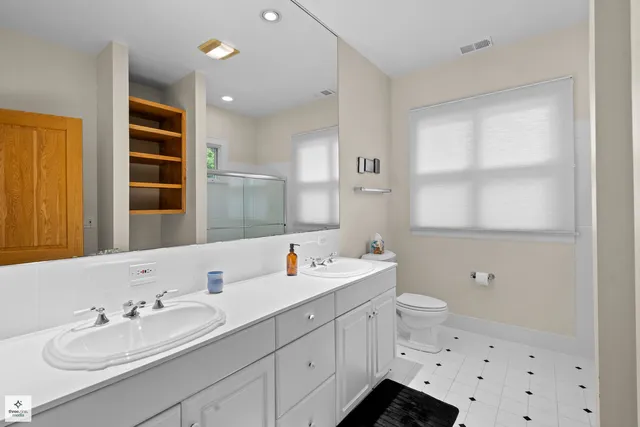 $1,529,000 | 1133 Manor Drive, Wilmette, IL 60091