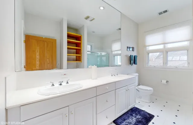 $1,529,000 | 1133 Manor Drive, Wilmette, IL 60091