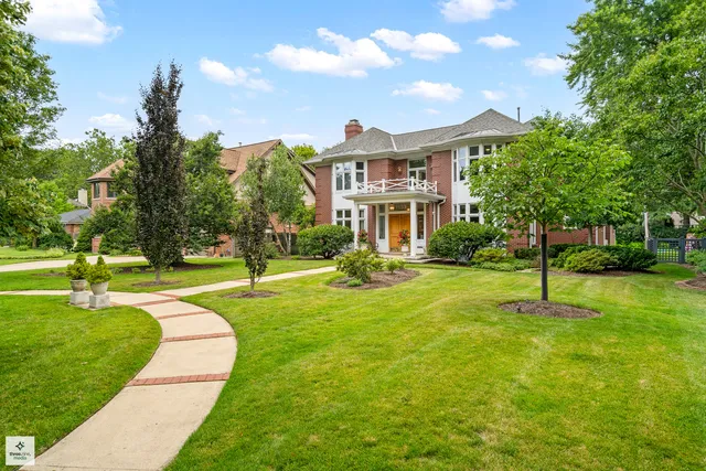 $1,529,000 | 1133 Manor Drive, Wilmette, IL 60091