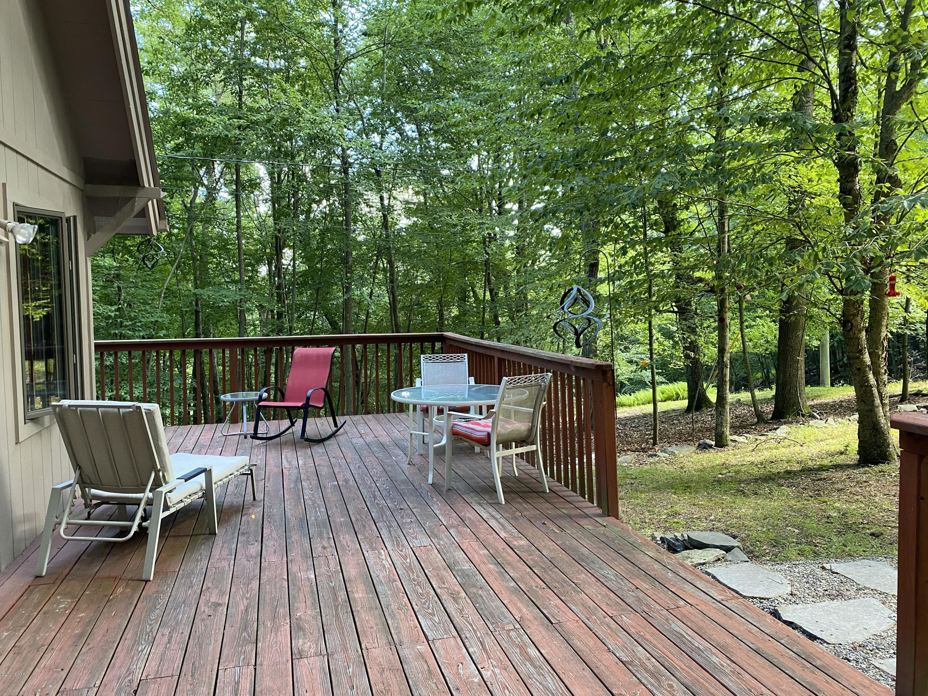 530 West Chipmunk Road Bushkill, PA 18324 - Photo 26 of 34 38A795B4-23C0-4433-AEB6-1364D9A8A315