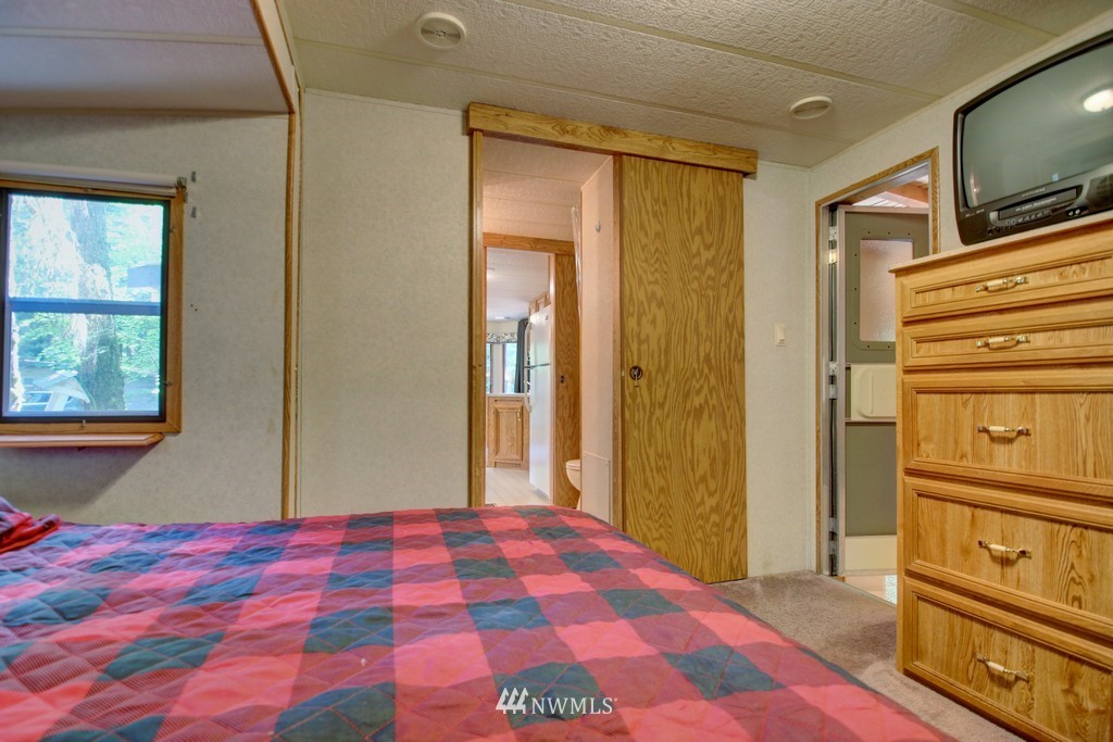 75-1 Goldrush Road Deming, WA 98244 - Photo 15 of 40 Gallery Image 15