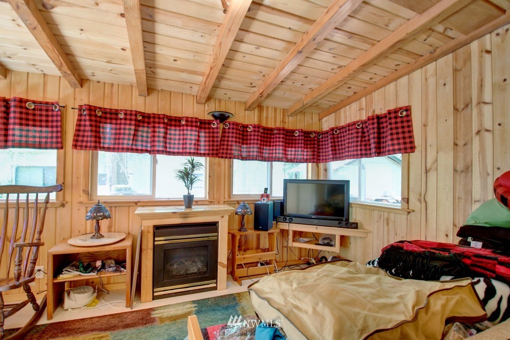 75-1 Goldrush Road Deming, WA 98244 - Photo 17 of 40 Gallery Image 17