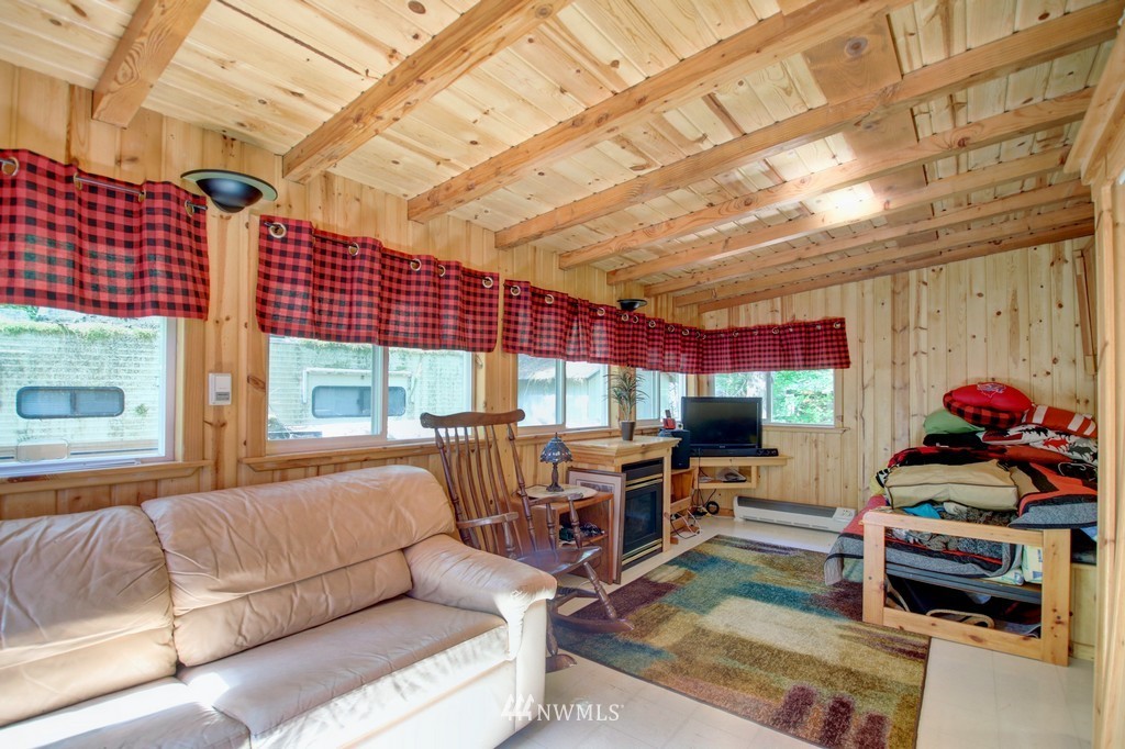 75-1 Goldrush Road Deming, WA 98244 - Photo 18 of 40 Gallery Image 18