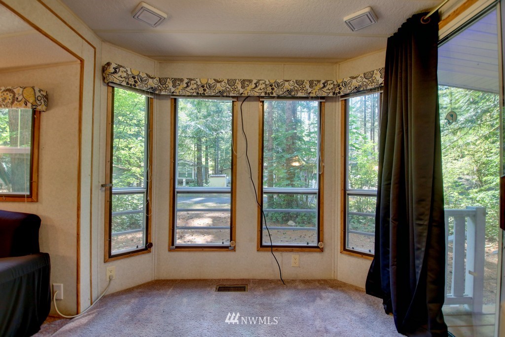 75-1 Goldrush Road Deming, WA 98244 - Photo 6 of 40 Gallery Image 6