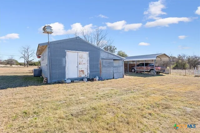 $489,000 | 100 Sunny Lane, Gatesville, TX 76528