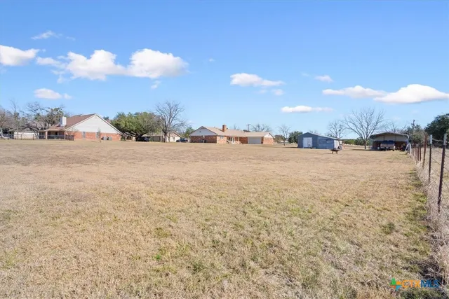 $489,000 | 100 Sunny Lane, Gatesville, TX 76528