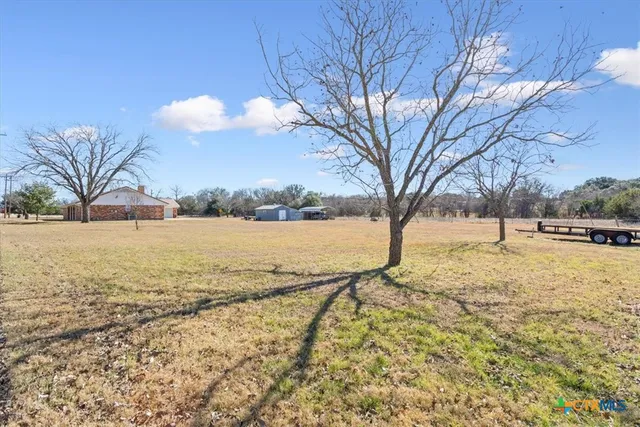 $489,000 | 100 Sunny Lane, Gatesville, TX 76528