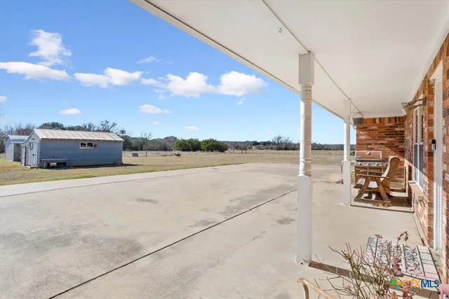 $489,000 | 100 Sunny Lane, Gatesville, TX 76528