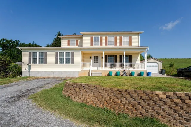 $475,000 | 107 Orchard Road, Staunton, VA 24401