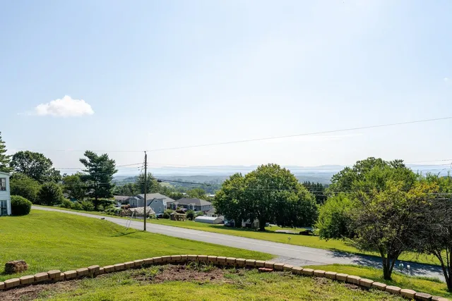 $475,000 | 107 Orchard Road, Staunton, VA 24401