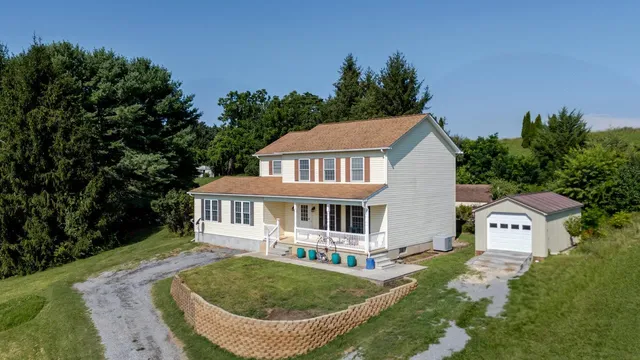 $475,000 | 107 Orchard Road, Staunton, VA 24401