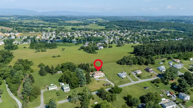 $475,000 | 107 Orchard Road, Staunton, VA 24401